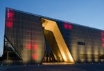 Forma wyzwaniem dla materiału – Muzeum Historii Żydów Polskich